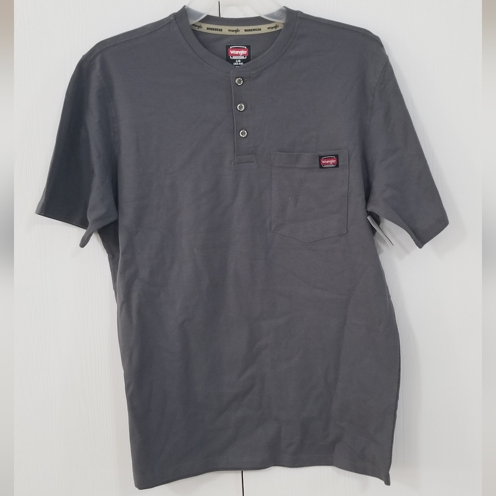 Wrangler Tshirt with button up new without tags.